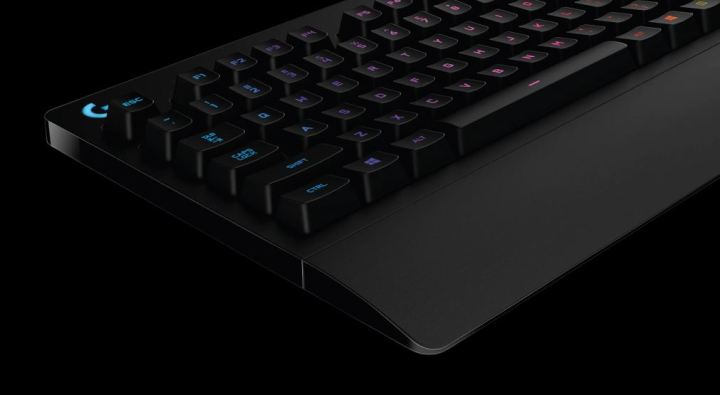 Logitech%20G213%20PRODIGY%20RGB%20Wired%20Gaming%20Keyboard%20%7C%20Dedicated%20Media%20Controls%20%7C%20Spill-Resistant%20-%20Image%204