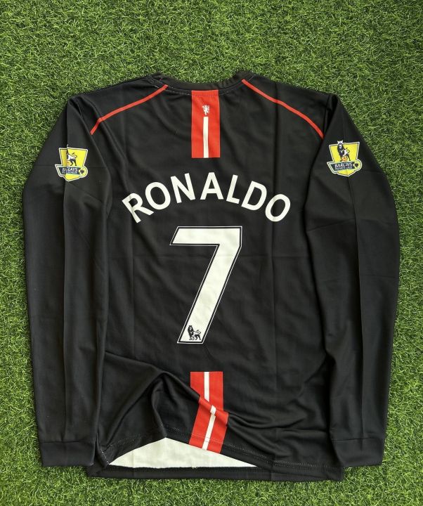 Ronaldo%20Retro%20Away%20Kit%20(2008)%20-%20Image%202