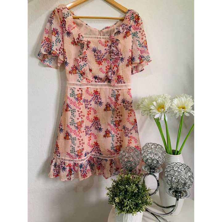 Light%20Pink%20Floral%20Dress/%20One%20Piece%20Dress%20-%20Image%205