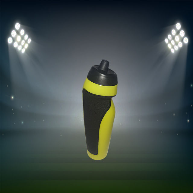 Sports%20Water%20Bottle%20%7C%20Squeeze%20Bottle%20600%20Ml%2020%20Oz%20-%20Image%203