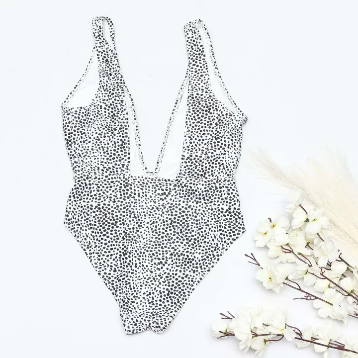 White/Black%20Color%20Polka%20Dot%20Swimwear%20/%20Swimsuit%20For%20Women%20-%20Image%204