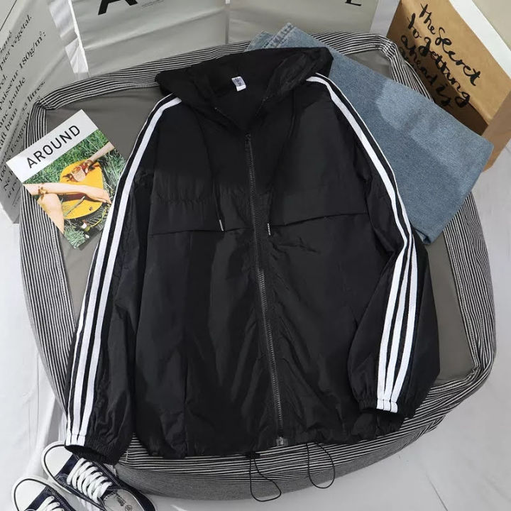 Men's Summer Thin Lightweight Wind Cheater jacket .