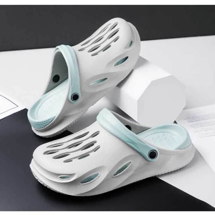 Premium%20Double%20Sole%20crocs%20-%20Image%203