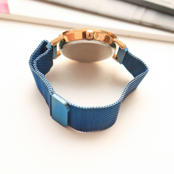 Bolano%20Premium%20Women%E2%80%99s%20Watch%20with%20Magnetic%20Milanese%20Strap%20-%20Stylish%20&%20Elegant%20-%20Image%207