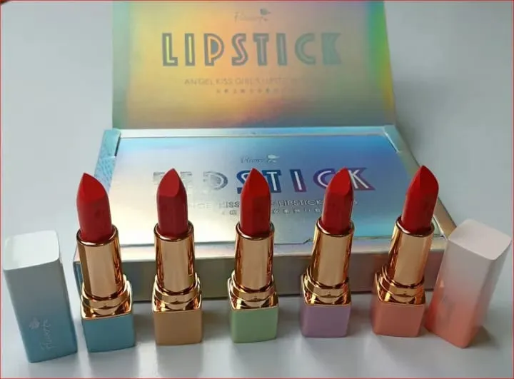 Angel%20Kiss%20Lipstick%20Set:%205%20Matte%20Shades%7C%7CnMatte%20Lipstick%20Collection:%20Vibrant%20and%20Long-lasting%20-%20Image%204