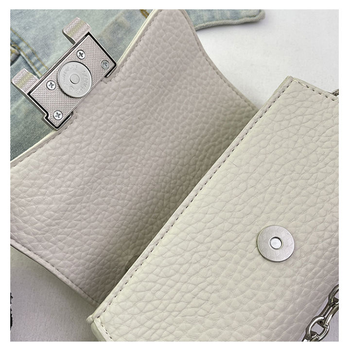 Women%E2%80%99s%20PU%20Leather%20Handbag%202607%20%7C%20Stylish%20Ladies%20Shoulder%20&%20Crossbody%20Bag%20with%20Chain%20Strap%20&%20Pendant%20%7C%20Party%20Casual%20Mini%20Bag%20for%20women%20-%20Image%208