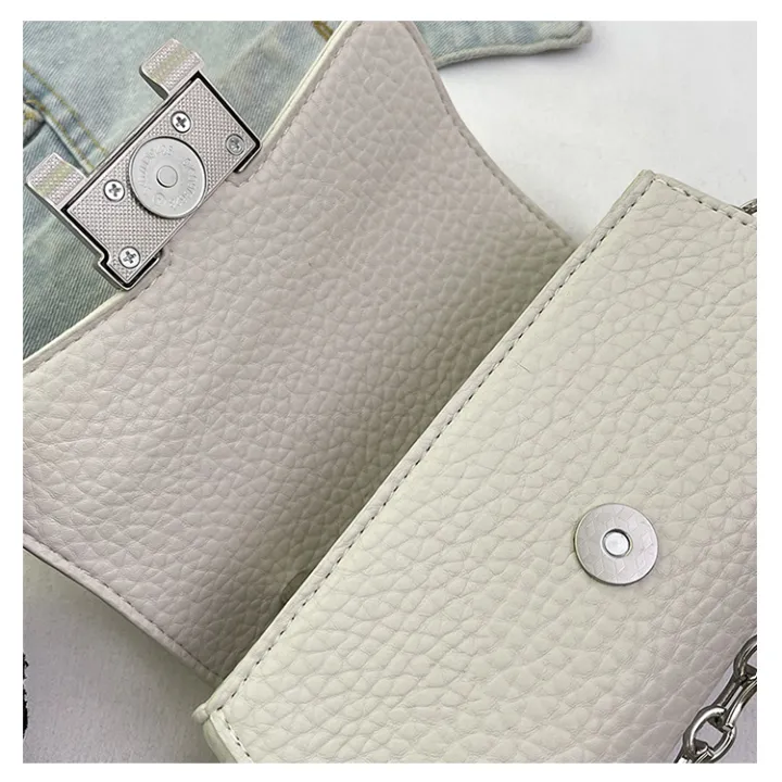 Women%E2%80%99s%20PU%20Leather%20Handbag%202607%20%7C%20Stylish%20Ladies%20Shoulder%20&%20Crossbody%20Bag%20with%20Chain%20Strap%20&%20Pendant%20%7C%20Party%20Casual%20Mini%20Bag%20for%20women%20-%20Image%208