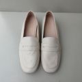 Low Heel Plain Loafer Close Shoe For Women 869-18. 