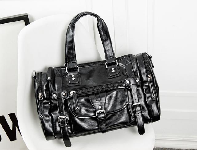 Quality%20PU%20Leather%20Casual%20Cross-body%20Messenger%20Hand%20Bag%20For%20Men-%20Black%20-%20Men's%20Travel%20Messenger%20Bags%20%7C%20-%20Image%205