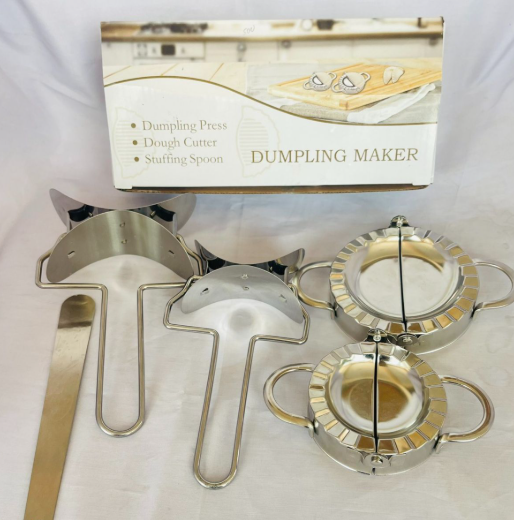 Dumpling%20Maker%20Set%20%E2%80%93%20Dumpling%20Press,%20Dough%20Cutter%20&%20Stuffing%20Spoon%20for%20Homemade%20Dumplings%20-%20Image%204