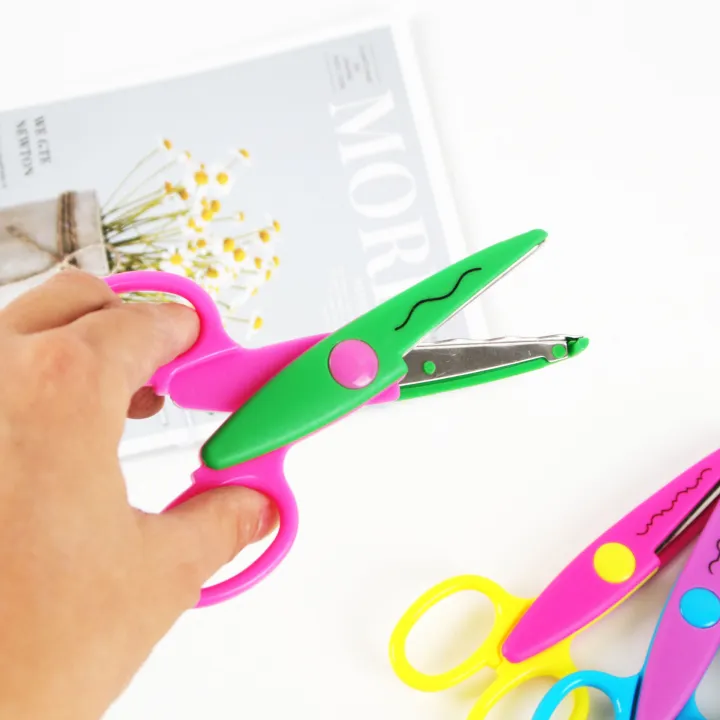 RHS%20Online%205%20Inch%20Laciness%20Zig%20Zag%20Scissors%20Lace%20Scissor%20Cutters%20Portable%20Handmade%20Pinking%20Shears%20Paper%20Cutting%20Journaling%20Kid%20Crafts%20-%20Image%203