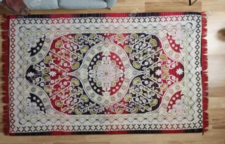 Premium%20Super%20Soft%20Bed/Floor%20Carpet/Dari%20Rug%20(%207%20feet%20by%204.75%20feet%20)%20-%20Image%202