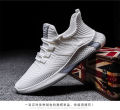 Men Breathable Light Sports Shoes of Student Fashion Running Shoes Casual Shoes Outdoor Fitness Training Sneakers. 