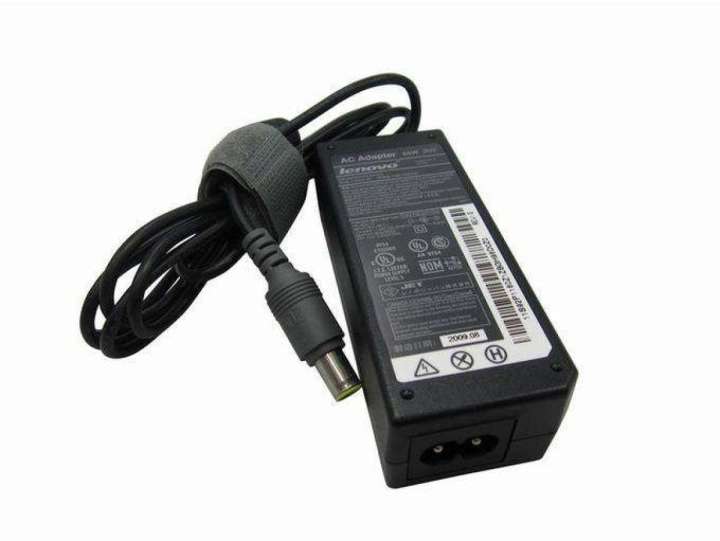 Lenovo%20Round%20Pin%20Laptop%20Charger%20-%20Image%203