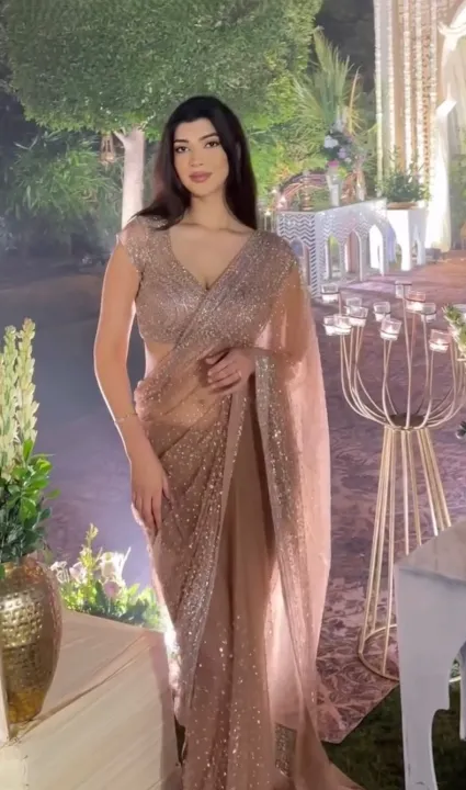 Stunning%20Soft%20Net%20Designer%20Saree%20with%20Sequins%20Work%20By%20Sapnaaz%20Fashion%20-%20Image%202