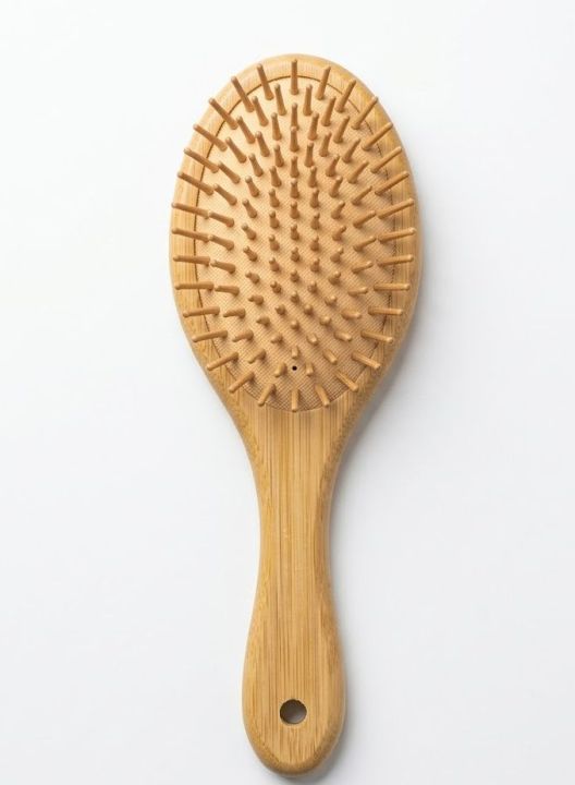 Natural%20Bamboo%20Paddle%20Hair%20Brush%20%7C%20Natural%20Wooden%20Comb%20for%20Long,%20Curly%20&%20Frizzy%20Hair%20%7C%20Anti-Static%20Detangling%20&%20Scalp%20Massage%20Brush%20-%20Image%205