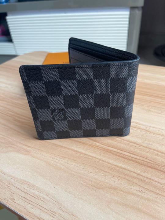 Genuine%20Leather%20Wallet%20For%20Men%20Premium%20Coffee%20Color%20Card%20Holder%20Mens%20Wallet%20With%20Multiple%20Compartments%20-%20Image%204