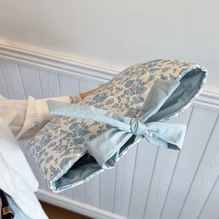 Cute%20Portable%20Floral%20Book%20Storage%20Bag%20Lightweight%20Large%20Capacity%20Cosmetic%20Organizer%20Bow%20Tie%20Quilted%20Design%20Makeup%20Bag%20Makeup%20Organization%20-%20Image%206