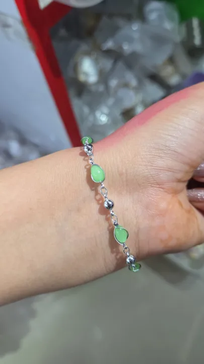 Rosa%20Stainless%20Steel%20Mint%20Green%20Bead%20Bracelet%20%7C%20Waterproof%20Non-Tarnish%20Chain%20%7C%20Silver%20Tone%20Link%20Bracelet%20%7C%20Minimalist%20Summer%20Accessory%20For%20Women%20-%20Image%202