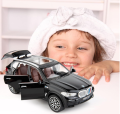 1:28 BMW X5 SUV Simulation Diecast Metal Alloy Model Car Sound Light Pull Back Collection Toy. 