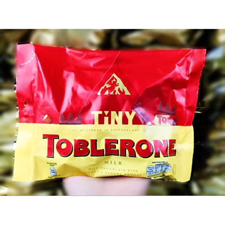 Toblerone%20Tiny%20Milkbag,%207.1%20oz%20(200%20g),%20Swiss%20Chocolate,%20Imported%20Chocolate%20-%20Image%204