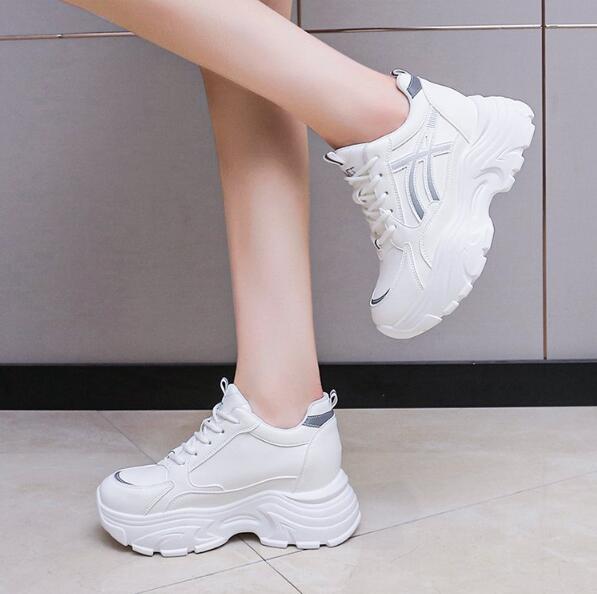 Korean%20Style%20Ladies%20Heel%20Sneakers%20Shoes%20PU%20Material%20Breathable%20Mesh%20Lining%20Rubber%20Sole%20round%20Toe%20Comfortable%20Women's%20Footwear%20-%20Image%204