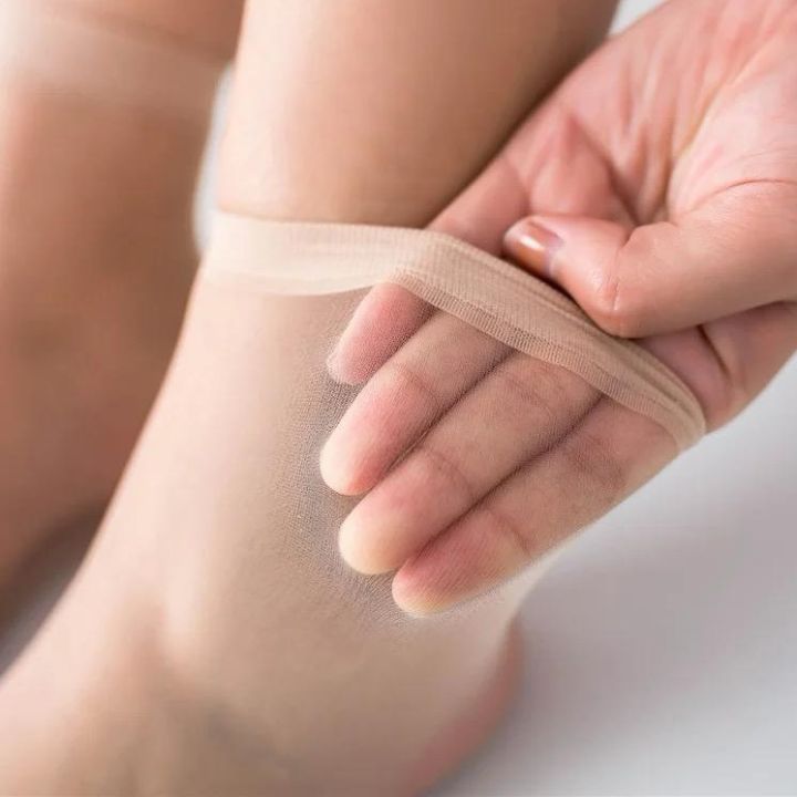 Nude%20Skin%20Ultra-Thin%20Transparent%20Ankle%20Socks%20For%20Women%20-%20Fashion%20%7C%20Socks%20For%20Women%20%7C%20Women's%20Footwear%201%20Pair%20-%20Image%203