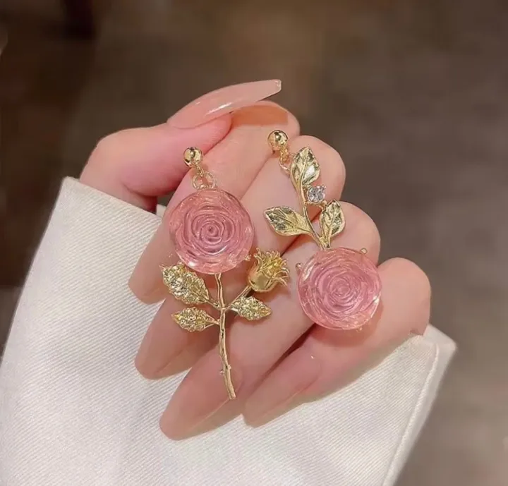 Pink%20Crystal%20Rose%20Asymmetric%20Drop%20Earrings%20-%20Image%202