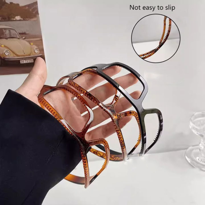 Fashion%20Personality%20Plastic%20Glasses%20Shape%20Headband%20Sunglasses%20Shape%20Hairband%20JIJIN%20-%20Image%206