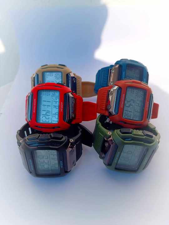 Electro%20Tech%20-%20New%20Unisex%20Digital%20AOSUN%20Water%20Proof%20Watch%20with%20Alarm%20&%20Stop%20Watch%2030m%20Water%20Resistant%20With%20Stainless%20Steel%20Back%20-%20Image%202