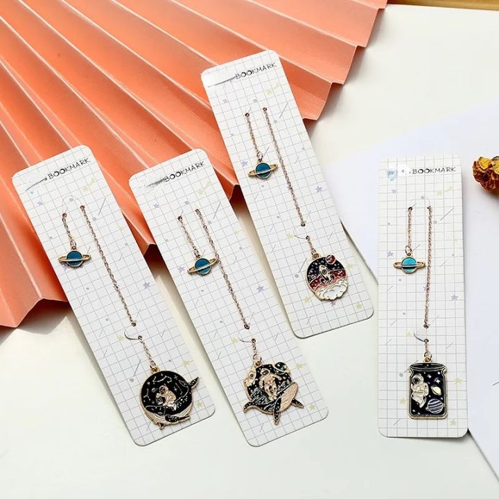 Metal%20Chain%20Bookmarks,%201%20Piece%20-%20Image%203