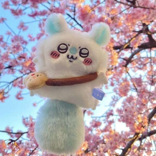 Chiikawa%20Plush%20Small%20Eight%20Pendant%20Bag%20Hanging%20Peripheral%20Toy%20Bee%20Dog%20Jiyikawa%20Usachi%20Doll%20-%20Image%204