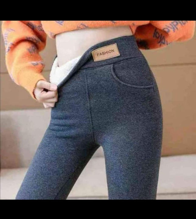 Thick%20Fleece%20inside%20fur%20leggings%20For%20Women%20-%20Image%202