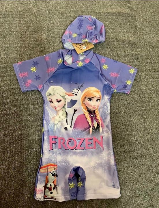 Swimming%20Customs%20for%20Kids%20-%20Image%203