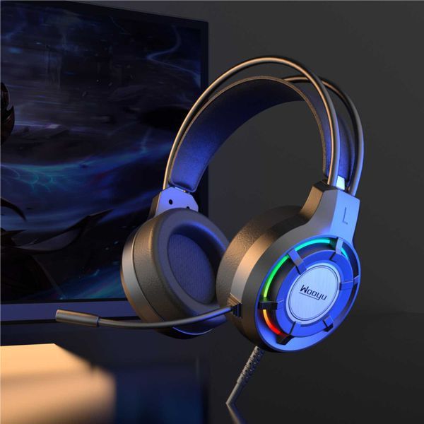 Wooyu%20G18%20RGB%20Light%20Gaming%20Headset%20Headphone%20with%20Built-in%20Microphone%20and%20Volume%20Control%20-%20Image%203