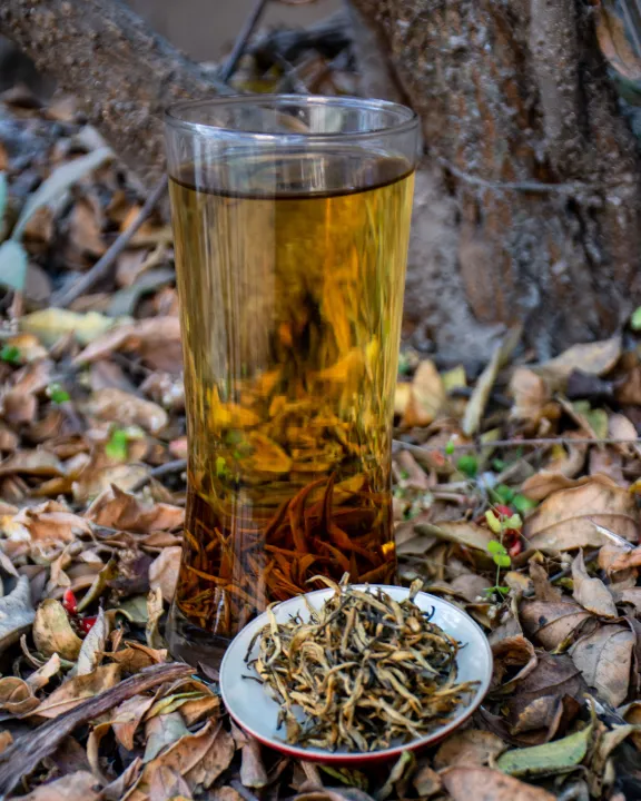 E.verest%20Golden%20Peak%20Tea%E2%84%A2%20-%20100GMS%20-%20Suiro%20Teas%20-%20Image%203