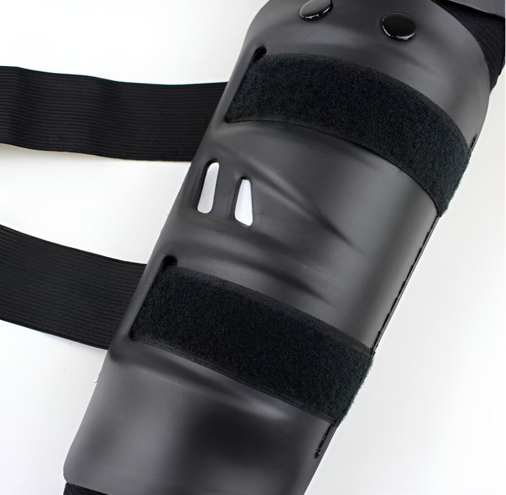 Fox%20Knee%20Pad%20for%20Bikes%20(Set%20of%204)%20-%20Image%204