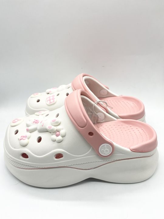 Cute%20Crocs%20for%20ladies%20-%20Image%202