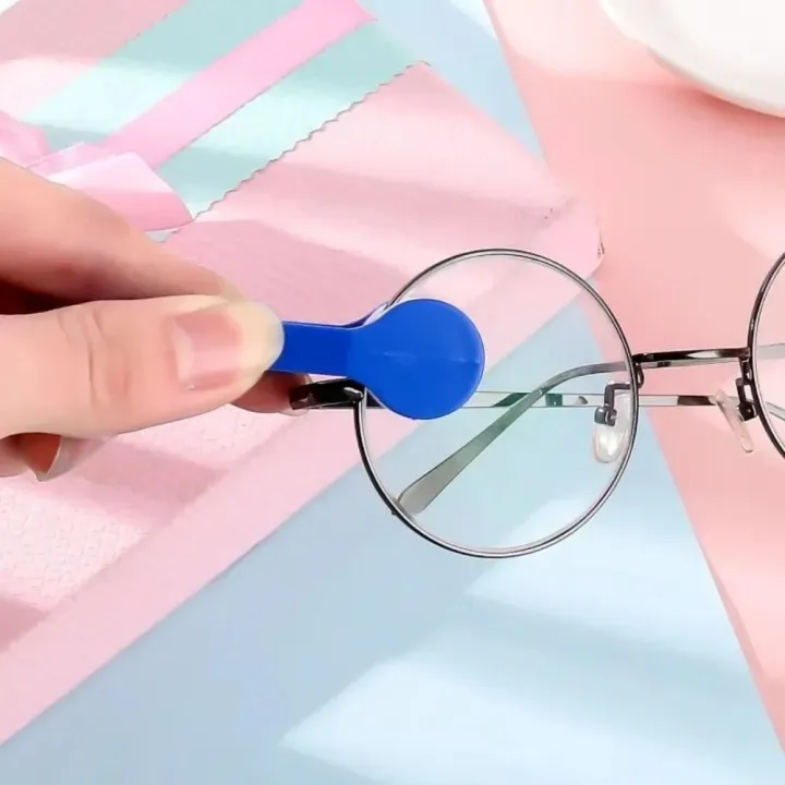 Multifunction%20Glasses%20Cleaning%20Rub%20Two-side%20Glasses%20Brush%20Mini%20Microfiber%20Cleaner%20Brushes%20Portable%20Eyeglass%20Wiping%20Tools%20-%20Image%204