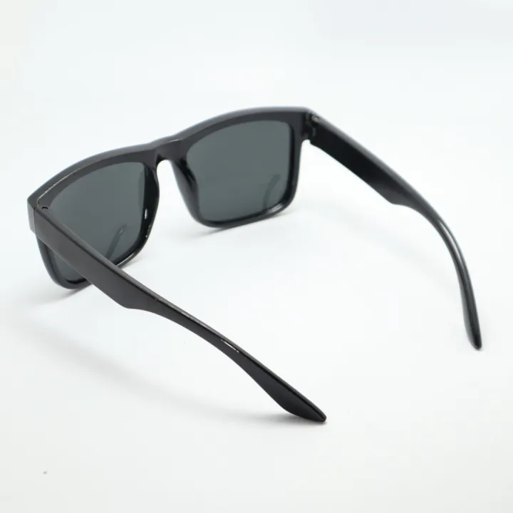 Square%20Black%20Sunglasses%20For%20Men%20-%20Image%203