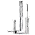 MKRY Steel Tube Slim Three-Dimensional Eyelash Base Natural Thick Mascara is waterproof, non-smudging, and long-lasting. 