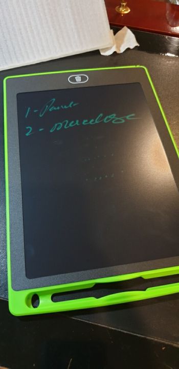 Qubix%20Original%20LCD%20Writing%20Portable%20Doodle%20Drawing%20Tablet%20Pad%20Durable%20Electronic%20Slate%20E-writer%20Digital%20Memo%20Pad%20Erasable%20Writing%20Board%20Learning%20toys%20and%20gadgets%20For%20Kids%20Babies%20Adults%20-%208.5%20inch%20-%20Monochrome%20-%20Image%205