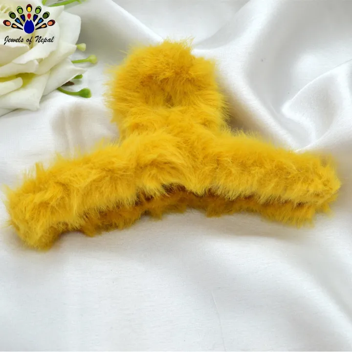 Jewels%20of%20Nepal%20Trendy%20Infinity%20Designed%20Fur%20Hair%20Claw%20Clip%20For%20Women-%20Long%20-%20Image%204