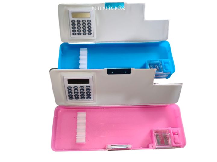 Geometry%20Box%20Pencil%20Box%20With%20Calculator%20For%20Kids%20Magnetic%20Pencil%20Box%20-%20Image%203