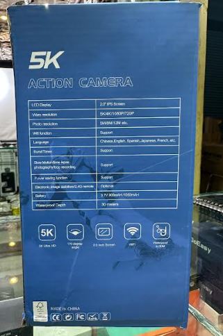 Smile%205k%20Action%20Camera%20HD%20With%20External%20Mic%20And%20Extra%20Battery%20-%20Image%204