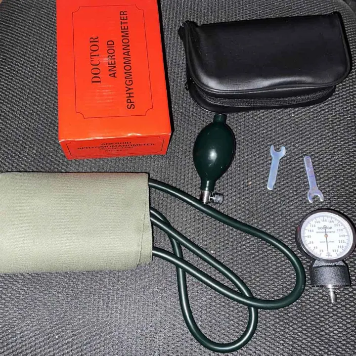 Doctor%20Aneroid%20Sphygmomanometer%20Velcro%20Cuff%20500-V%20With%20Free%20Dual%20Head%20Stethoscope%20S%20-%20Image%203