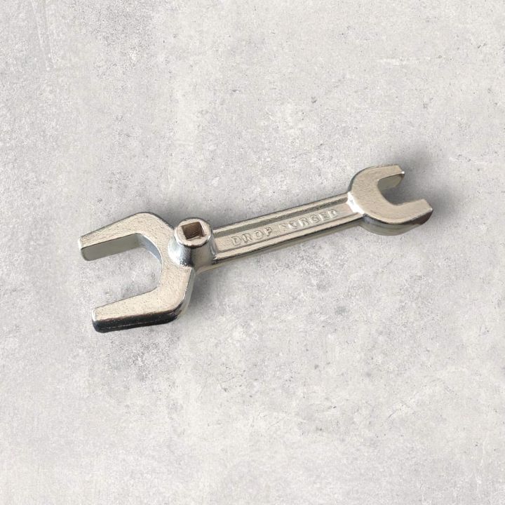 panner%20Double%20Side%20Medical%20Oxygen%20Cylinder%20Key%20Oxygen%20Cylinder%20Wrench%20Key%20Double%20Sided%20Speciality%20Drop%20Forged%20Stainless%20Steel%20(3%20In%201)%20-%20Image%204