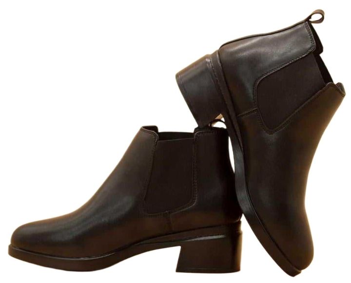 BHL-3 Black Horse Black Color Leather Chelsea Boots for Women