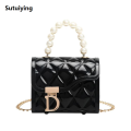 Sutuiying Women's bag 2024 new trend fashion diamond embossed Luxury chain mini jelly square bag versatile pearl handbag. 