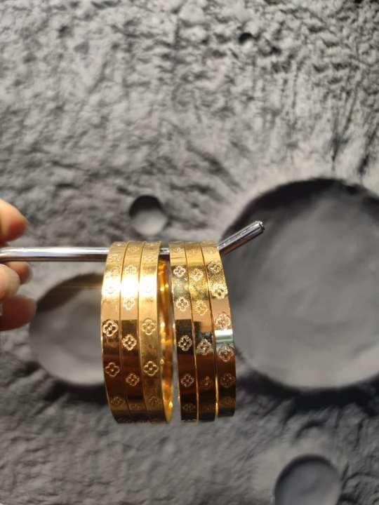 Four%20Leaf%20Clover%20Girls%20Bracelet%20-%20Image%202